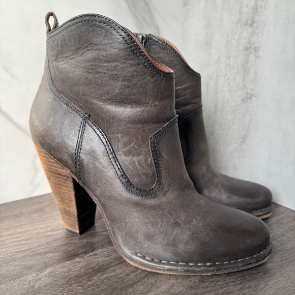 FRYE Madeline Short Western Bootie Size 10 - Picture 2 of 8